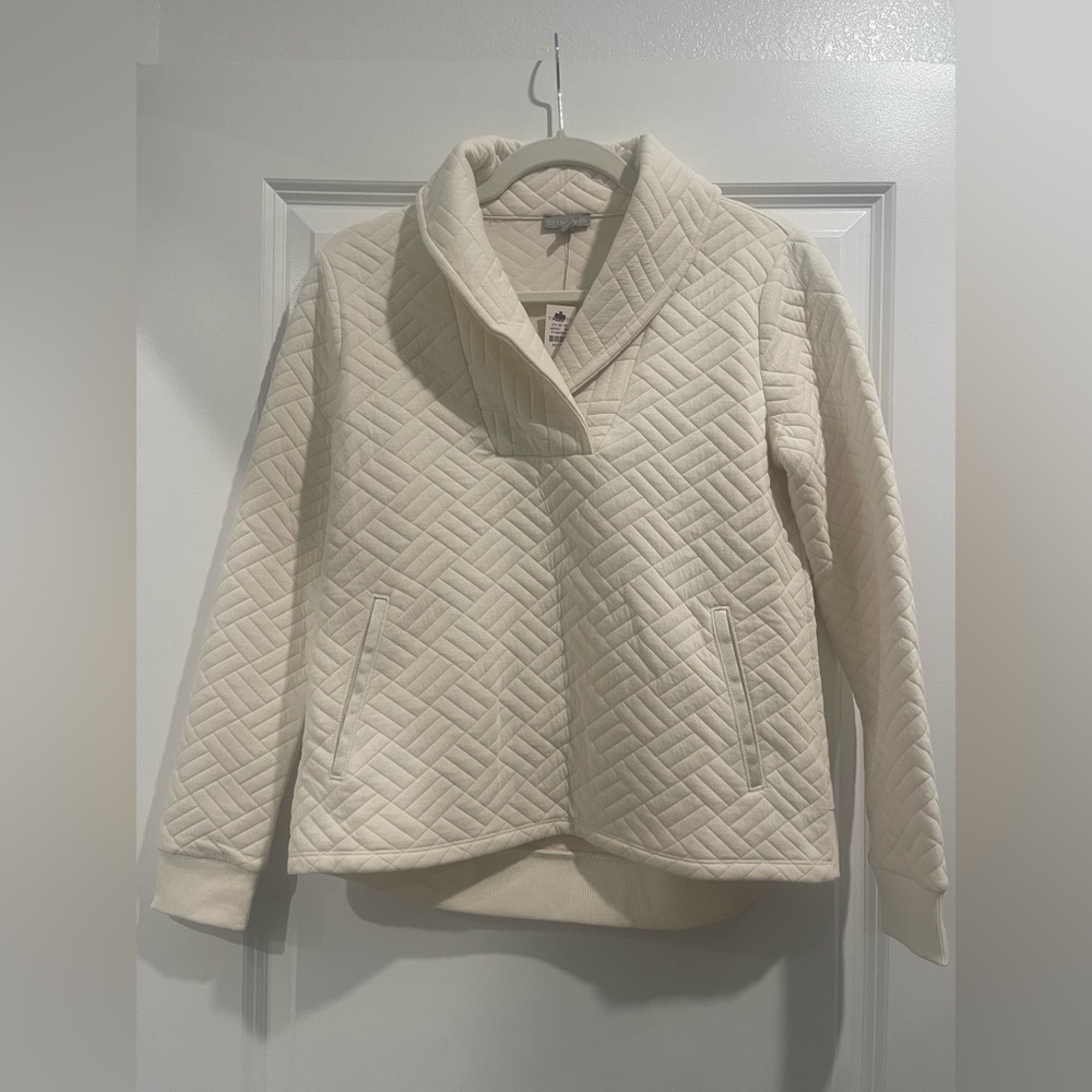 ✨NWT ✨Talbots Cream Quilted Sweater